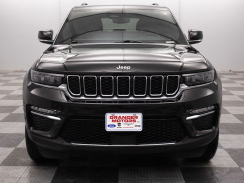 Used 2024 Jeep Grand Cherokee Limited image 6