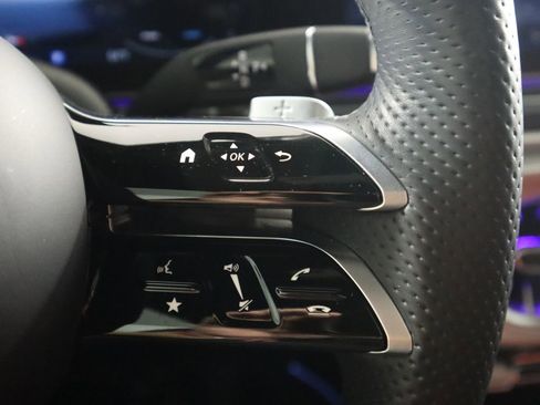 Used 2025 Mercedes-Benz G 550 image 12