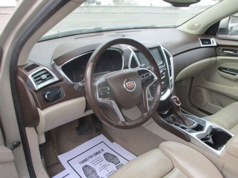 Used 2014 Cadillac SRX Luxury image 10
