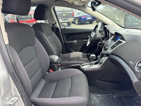 Used 2014 Chevrolet Cruze LT FWD image 30