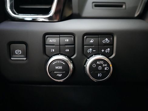 Used 2023 GMC Sierra 1500 Denali AWD/4WD image 21