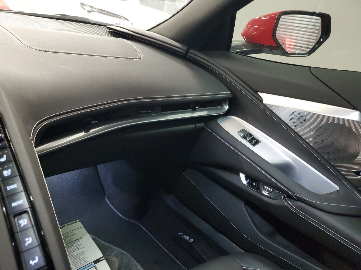 Used 2020 Chevrolet Corvette Stingray Preferred Cpe w/ 2LT Preferred Equipment Group RWD image 19