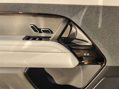 New 2026 Land Rover Range Rover Sport SE image 15