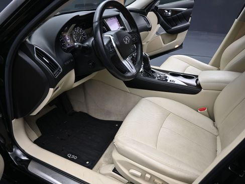 Used 2018 INFINITI Q50 Luxe w/ Sensory Package (Luxe) RWD image 12
