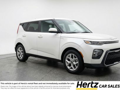 Used 2025 Kia Soul LX w/ LX Technology Package