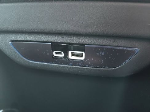 New 2026 Chrysler Pacifica Limited w/ Trailer Tow Group image 88