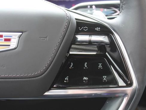 Used 2025 Cadillac Escalade ESV Sport Platinum w/ LPO, Floor Liner Package AWD/4WD image 28