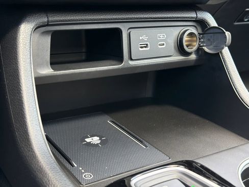 Certified 2025 Honda Pilot Black Edition image 33