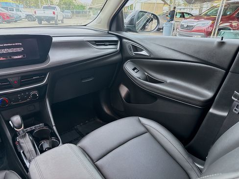 Used 2024 Buick Encore GX Sport Touring w/ Comfort Package image 21