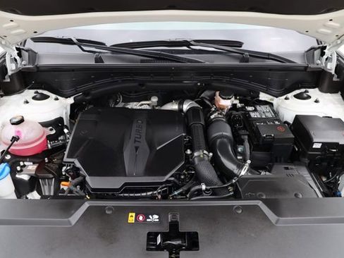 Used 2025 Hyundai Santa Fe Calligraphy FWD image 30