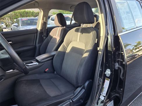 Used 2021 Nissan Sentra SV image 10