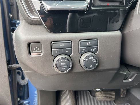 Used 2024 Chevrolet Silverado 1500 LT AWD/4WD image 14