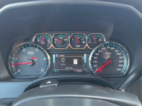 Used 2019 Chevrolet Silverado 2500 LTZ w/ Duramax Plus Package AWD/4WD image 21