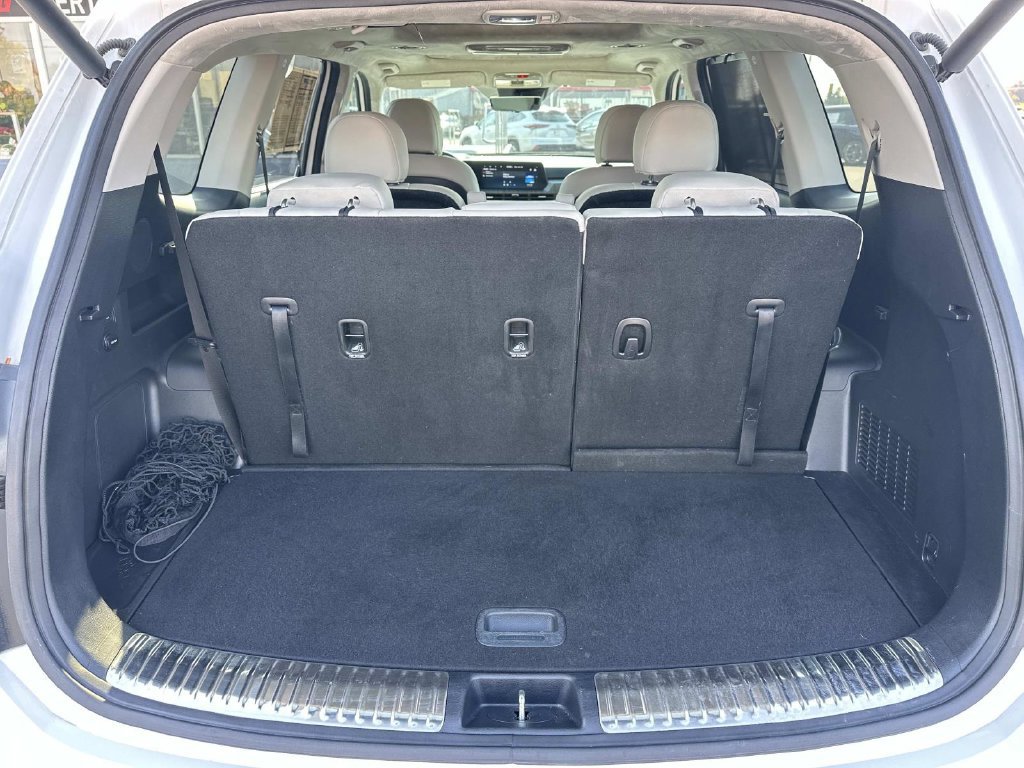 Used 2024 Kia Telluride SX Prestige w/ Towing Package AWD/4WD image 10