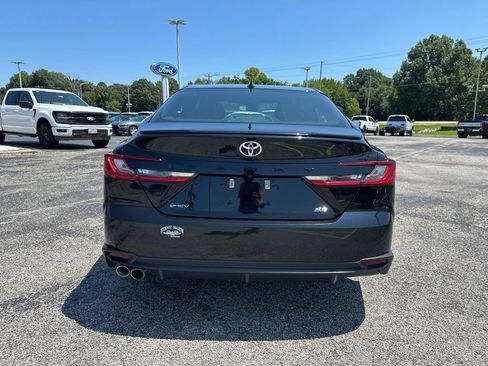 Used 2025 Toyota Camry SE w/ Multimedia Upgrade Package FWD image 4