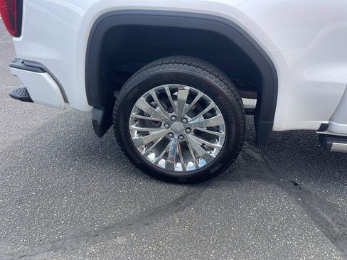 Used 2023 GMC Sierra 1500 Denali AWD/4WD image 11