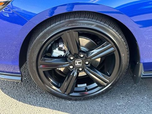 Used 2025 Honda Accord Sport image 5