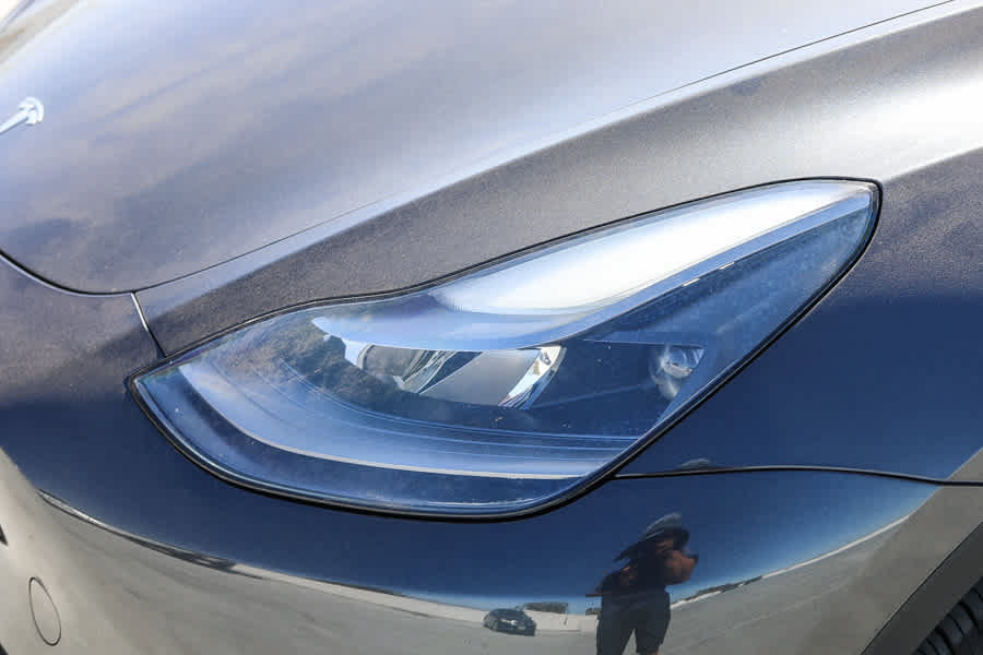Used 2024 Tesla Model Y Long Range AWD/4WD image 8