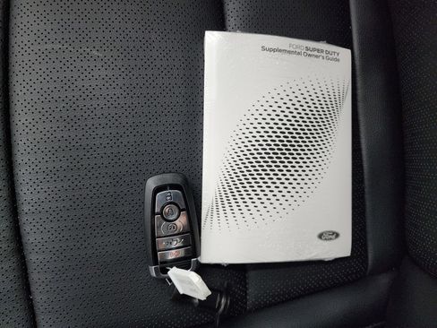 Used 2025 Ford F350 Lariat w/ Lariat Ultimate Package image 63