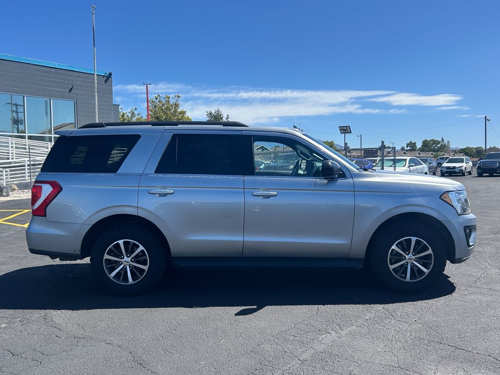 Used 2020 Ford Expedition XL AWD/4WD image 2
