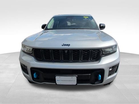 Used 2023 Jeep Grand Cherokee 30th Anniversary AWD/4WD image 8