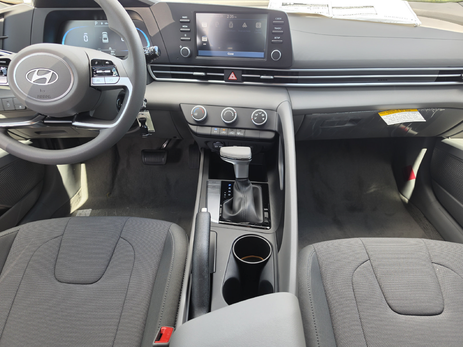 New 2026 Hyundai Elantra SE FWD image 17