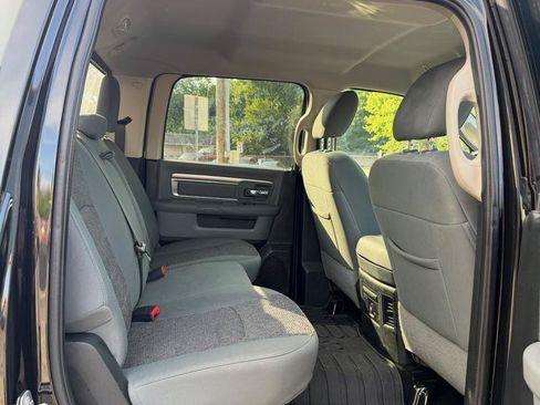 Used 2018 RAM 2500 SLT AWD/4WD image 19