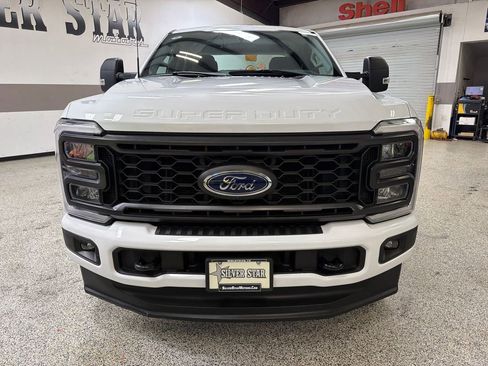 Used 2023 Ford F250 XL w/ STX Appearance Package AWD/4WD image 12