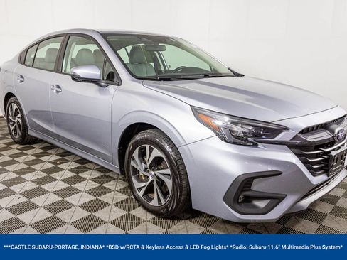 Used 2025 Subaru Legacy Premium AWD/4WD image 12