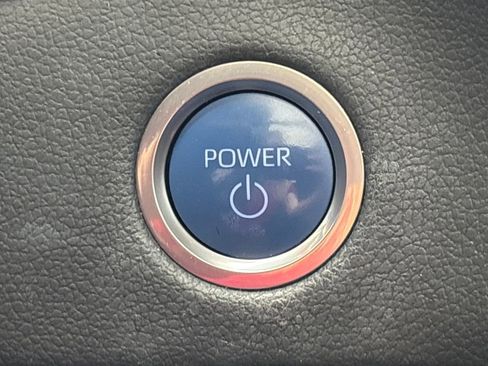 Used 2023 Toyota Sequoia Limited image 19