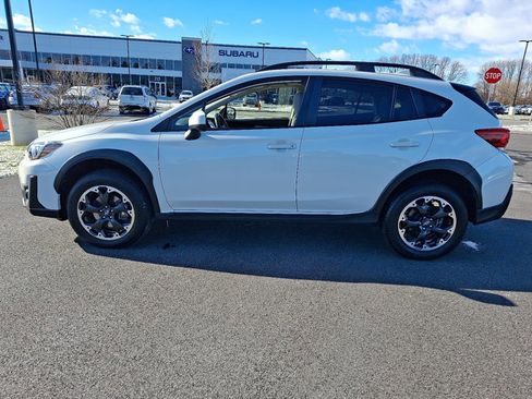 Certified 2023 Subaru Crosstrek 2.0i Premium image 4