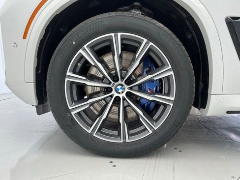 Certified 2025 BMW X5 M60i image 22
