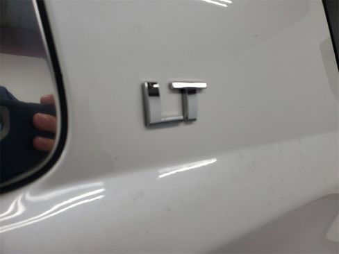 Used 2019 Chevrolet Suburban LT w/ Max Trailering Package image 32