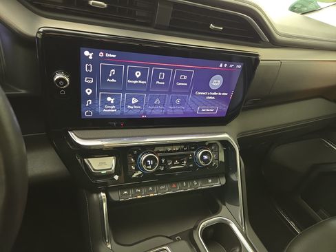Certified 2024 GMC Sierra 1500 Denali AWD/4WD image 23