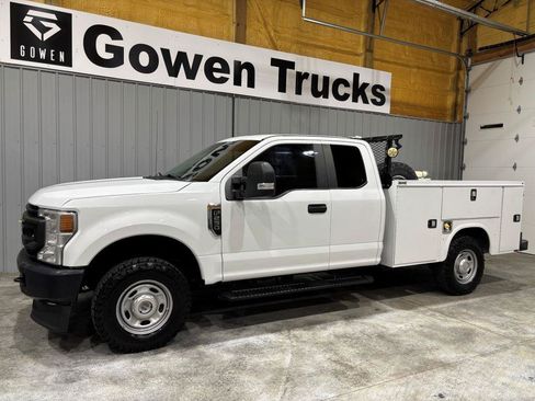 Used 2020 Ford F250 XL w/ Power Equipment Group AWD/4WD image 4