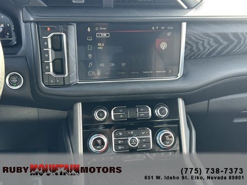 Used 2024 GMC Yukon Denali image 17