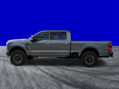 Used 2024 Ford F250 Platinum w/ FX4 Off-Road Package image 7