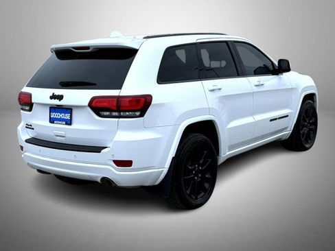 Used 2020 Jeep Grand Cherokee Altitude image 5