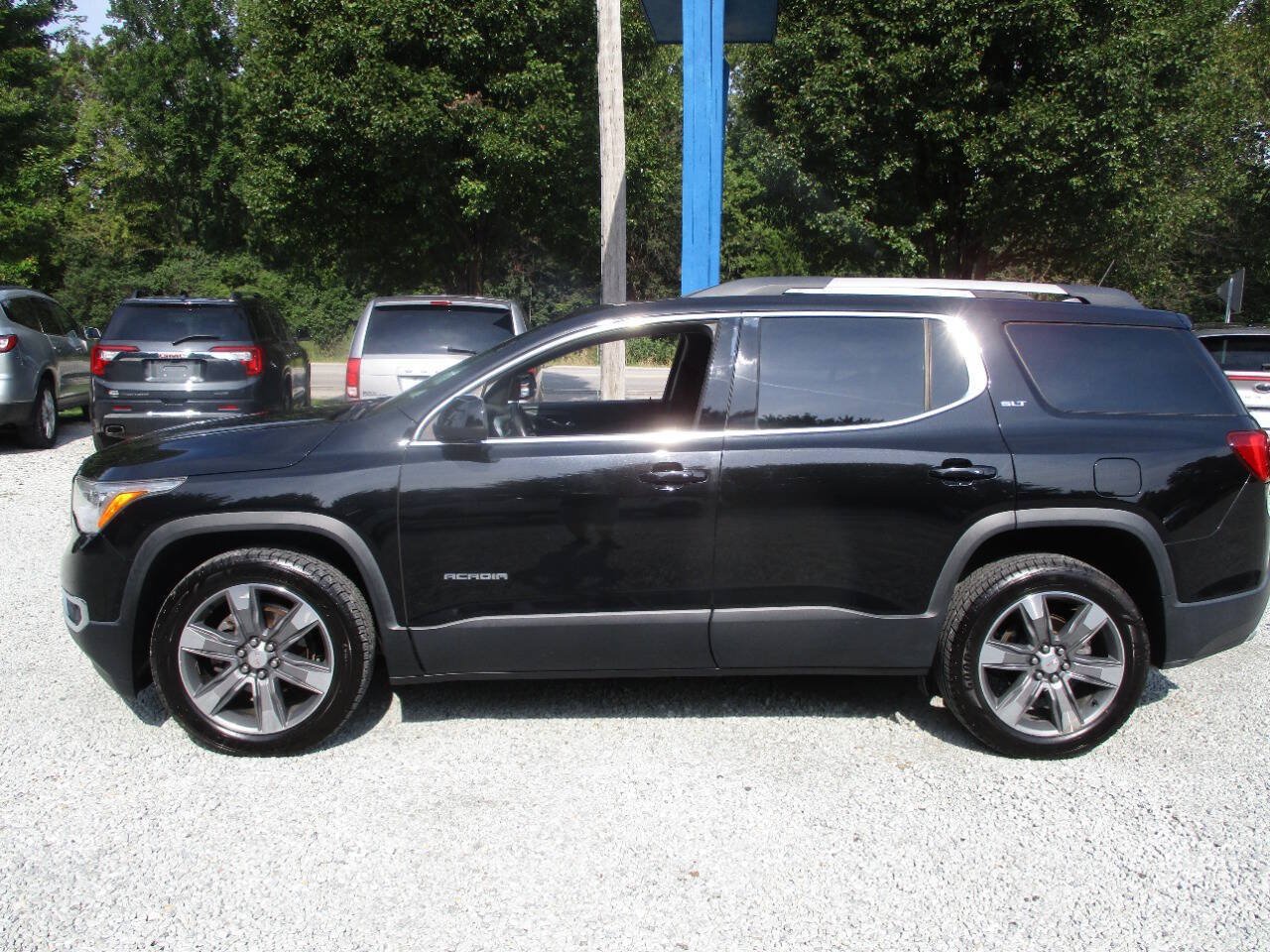 Used 2018 GMC Acadia SLT AWD/4WD image 2