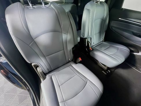 Used 2023 Buick Enclave Essence w/ Experience Buick Package AWD/4WD image 28