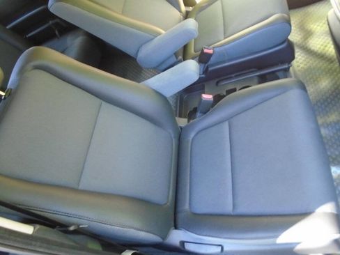 Used 2004 Honda Element EX image 22