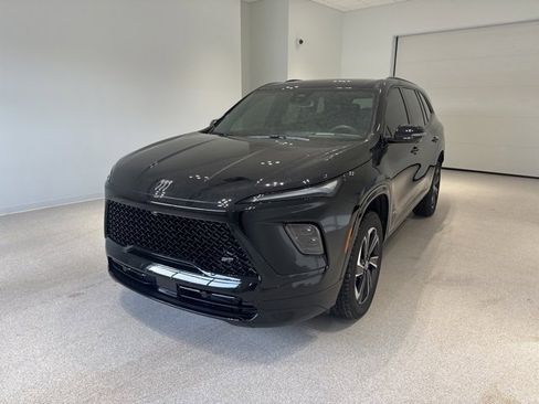 Certified 2025 Buick Enclave Sport Touring w/ Power Package image 3