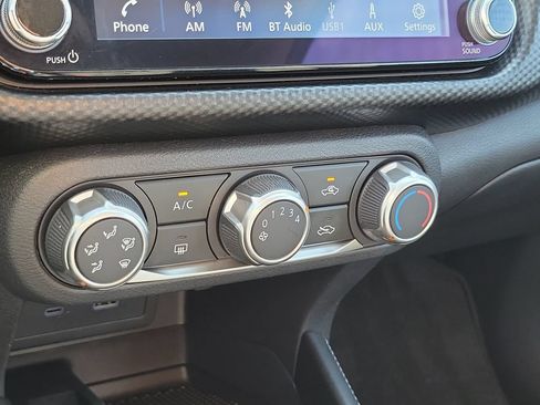 Used 2024 Nissan Kicks SV FWD image 21