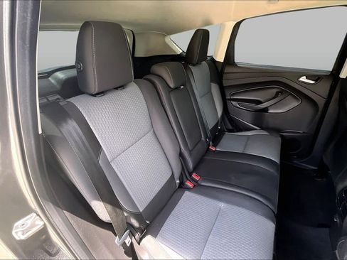 Used 2017 Ford Escape SE FWD image 20