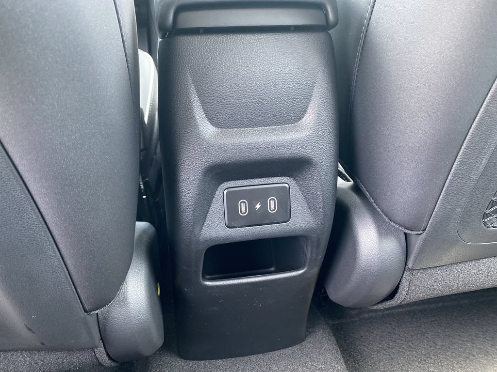 New 2026 Hyundai Venue SEL FWD image 28
