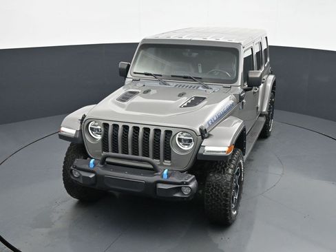 Used 2022 Jeep Wrangler Unlimited Rubicon 4xe w/ Steel Bumper Group AWD/4WD image 16