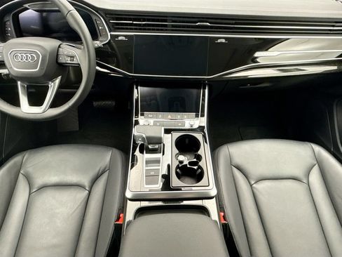 Used 2023 Audi Q7 2.0T Premium w/ Convenience Package AWD/4WD image 13