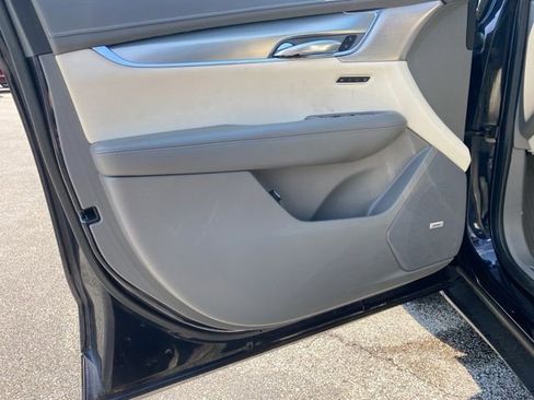 Used 2022 Cadillac XT5 Premium Luxury AWD/4WD image 14