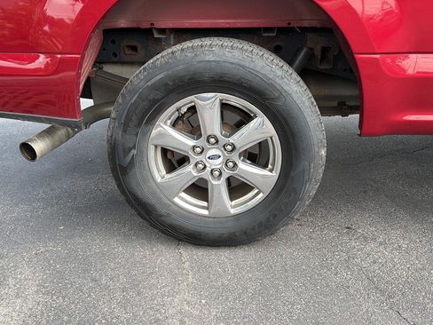 Used 2018 Ford F150 XLT w/ Equipment Group 302A Luxury AWD/4WD image 9