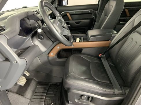 Used 2020 Land Rover Defender 110 X image 25